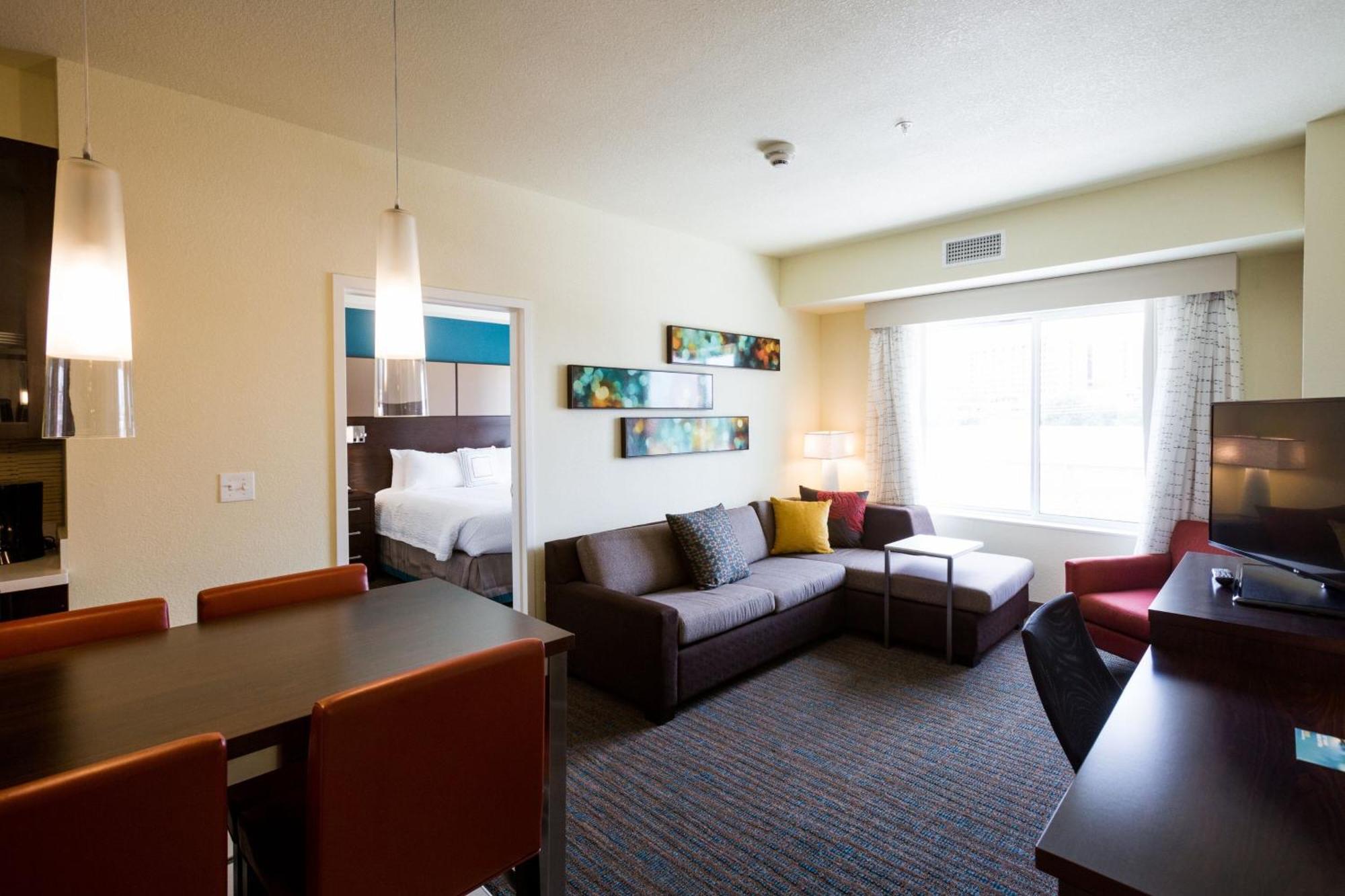 By Marriott Northwest 3* Oklahoma City